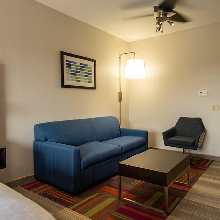 Holiday Inn Express & Suites Deer Park By Ihg Luaran gambar